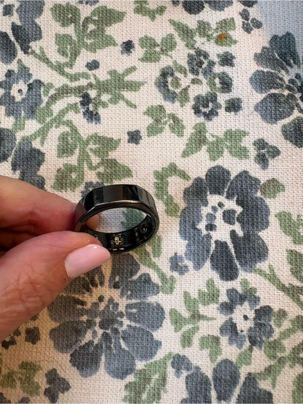 Oura Ring Gen 3 Heritage Size 12 Black Smart Ring With Charger